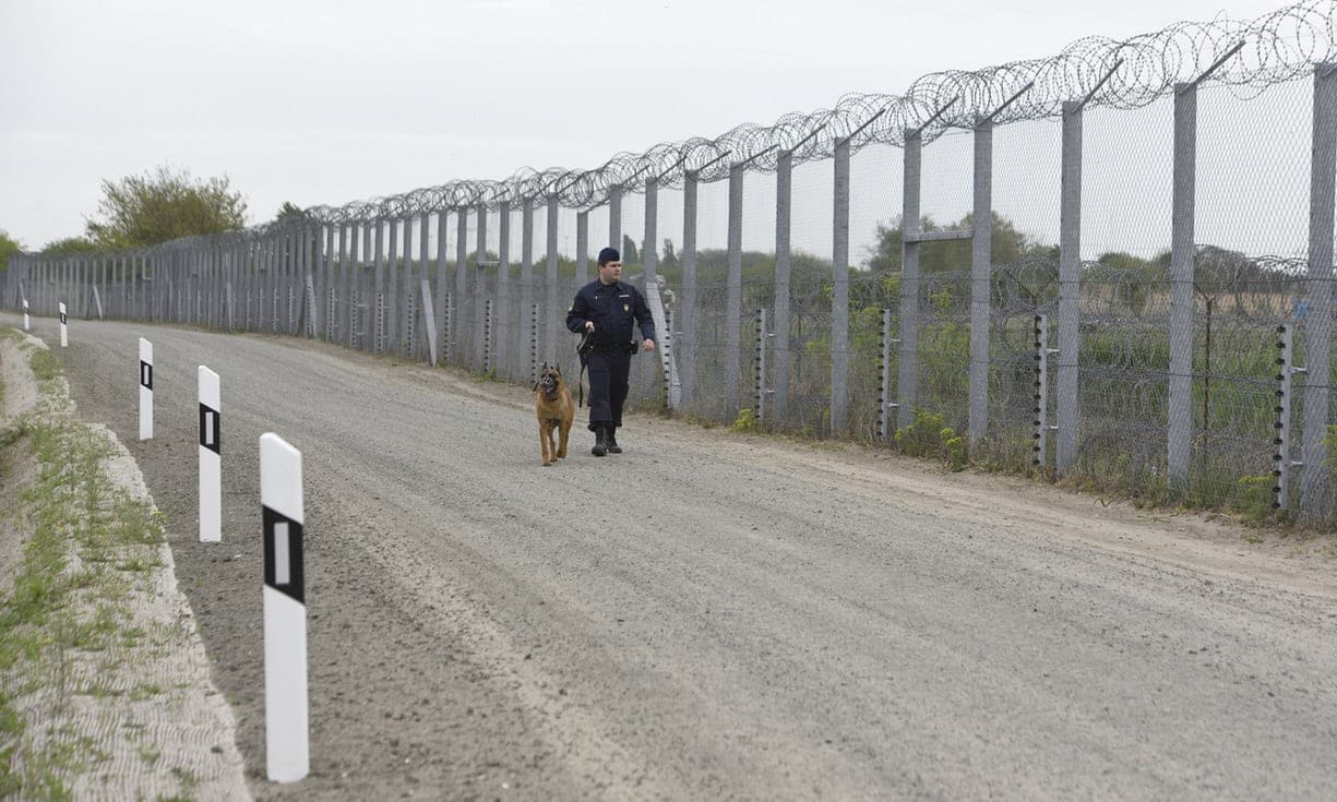 Photo of Hungarys border with Serbia to stop migrants entering.